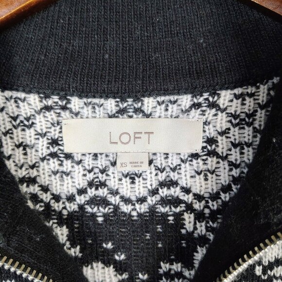 Loft Sweater Women XS Ivory Reindeer Wool Blend 1/4 Zip Balloon Sleeve Christmas - Picture 6 of 13
